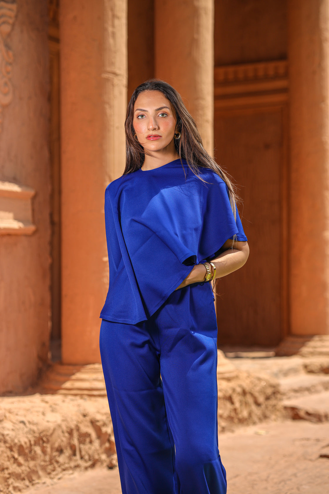 Nefertari Cape Set