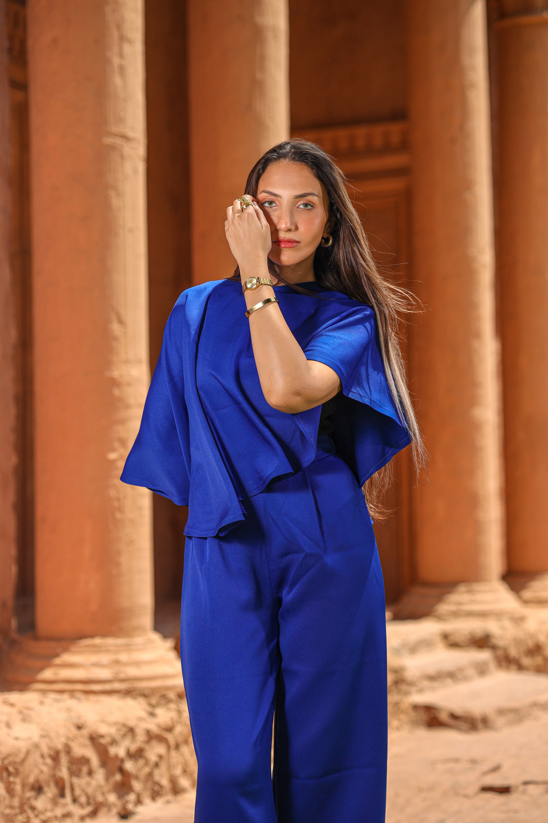 Nefertari Cape Set