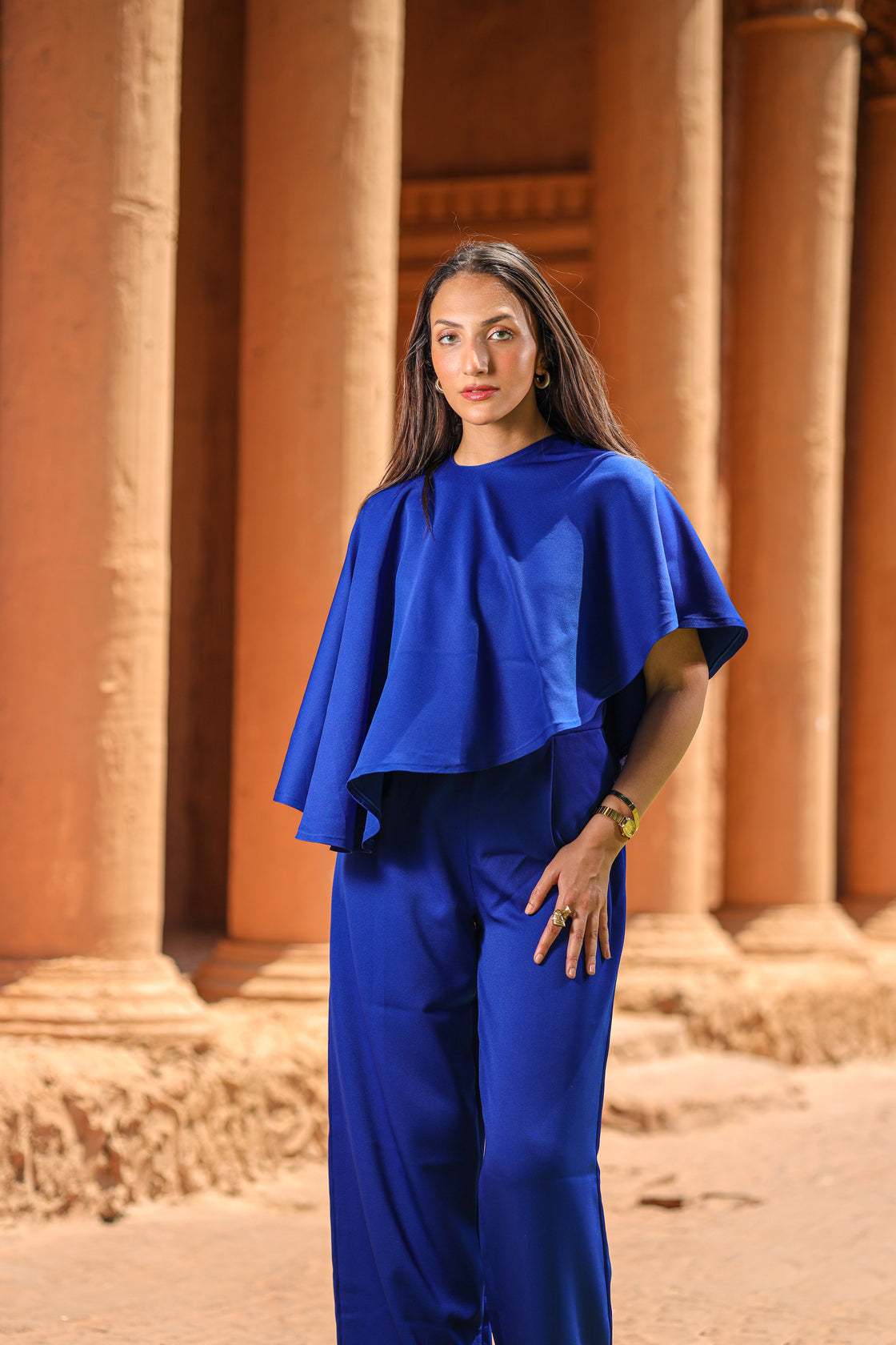 Nefertari Cape Set