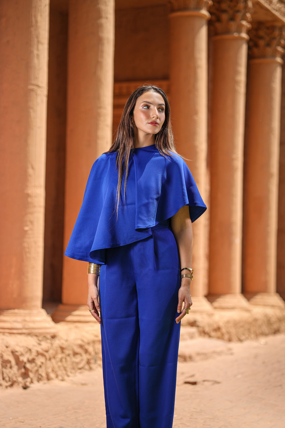 Nefertari Cape Set